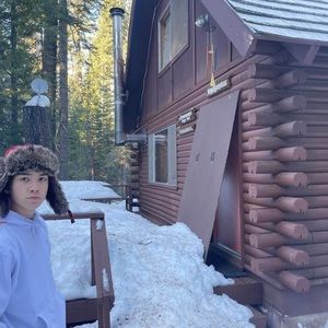 Meet your Posher, Adam